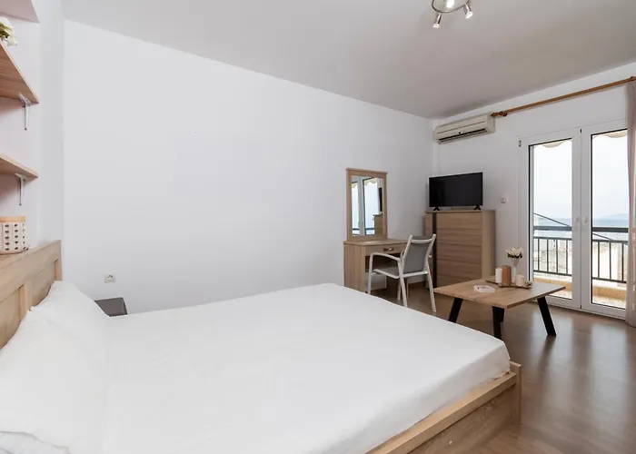 Apartamento With Sea View In Néos Marmarás