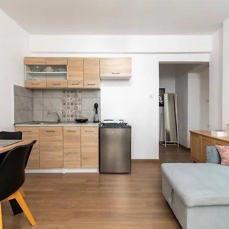 Apartament With Sea View In