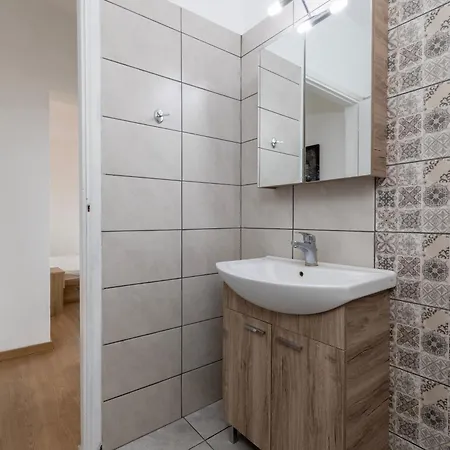 Apartament With Sea View In